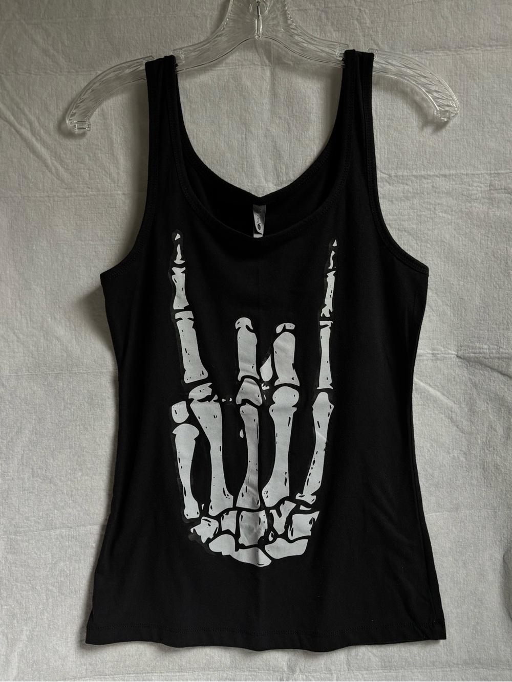 Black Tank Top with White Skeleton Hand Graphic 💀🤘🏻💀